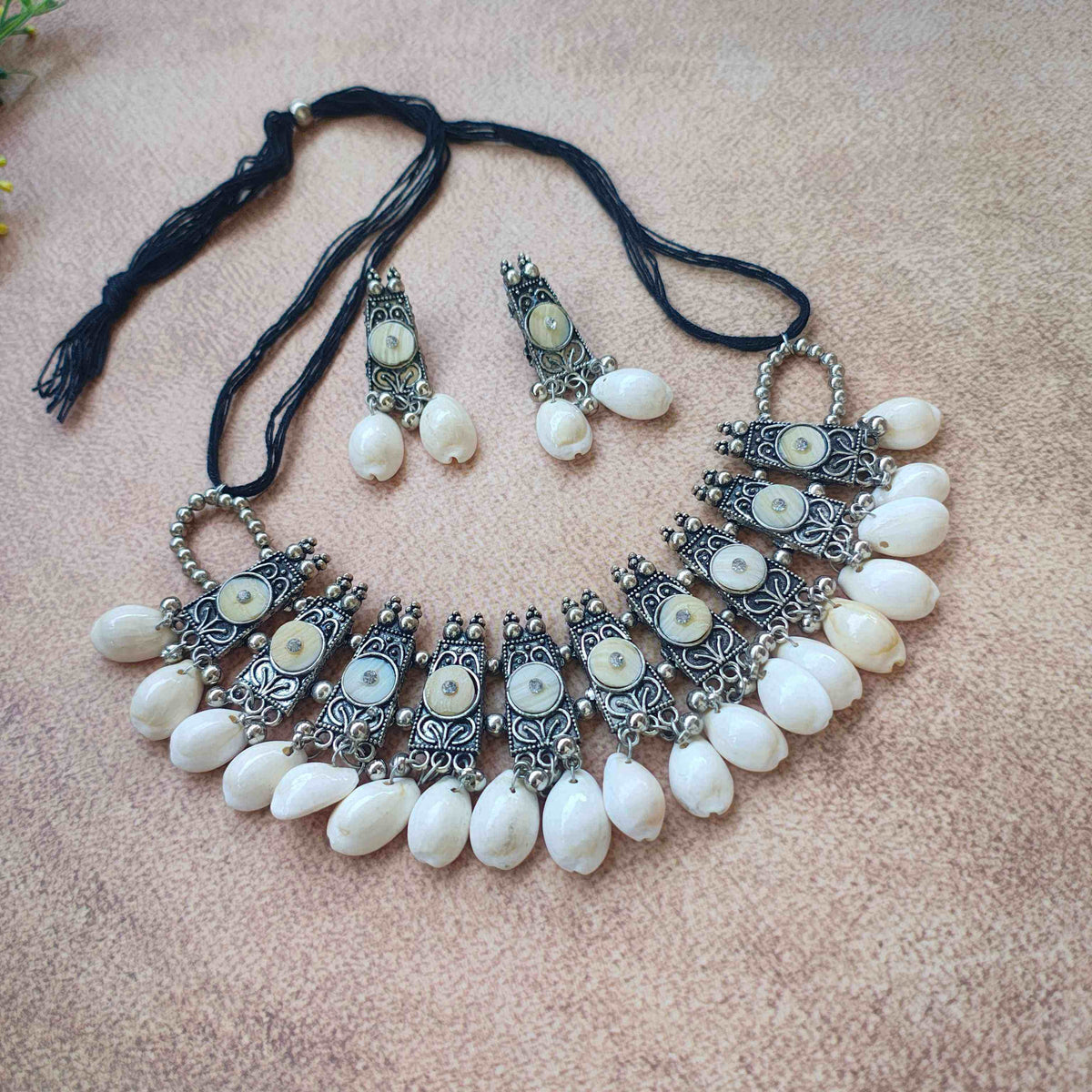 Aadhya Kaudi Silver Oxidized Choker Set