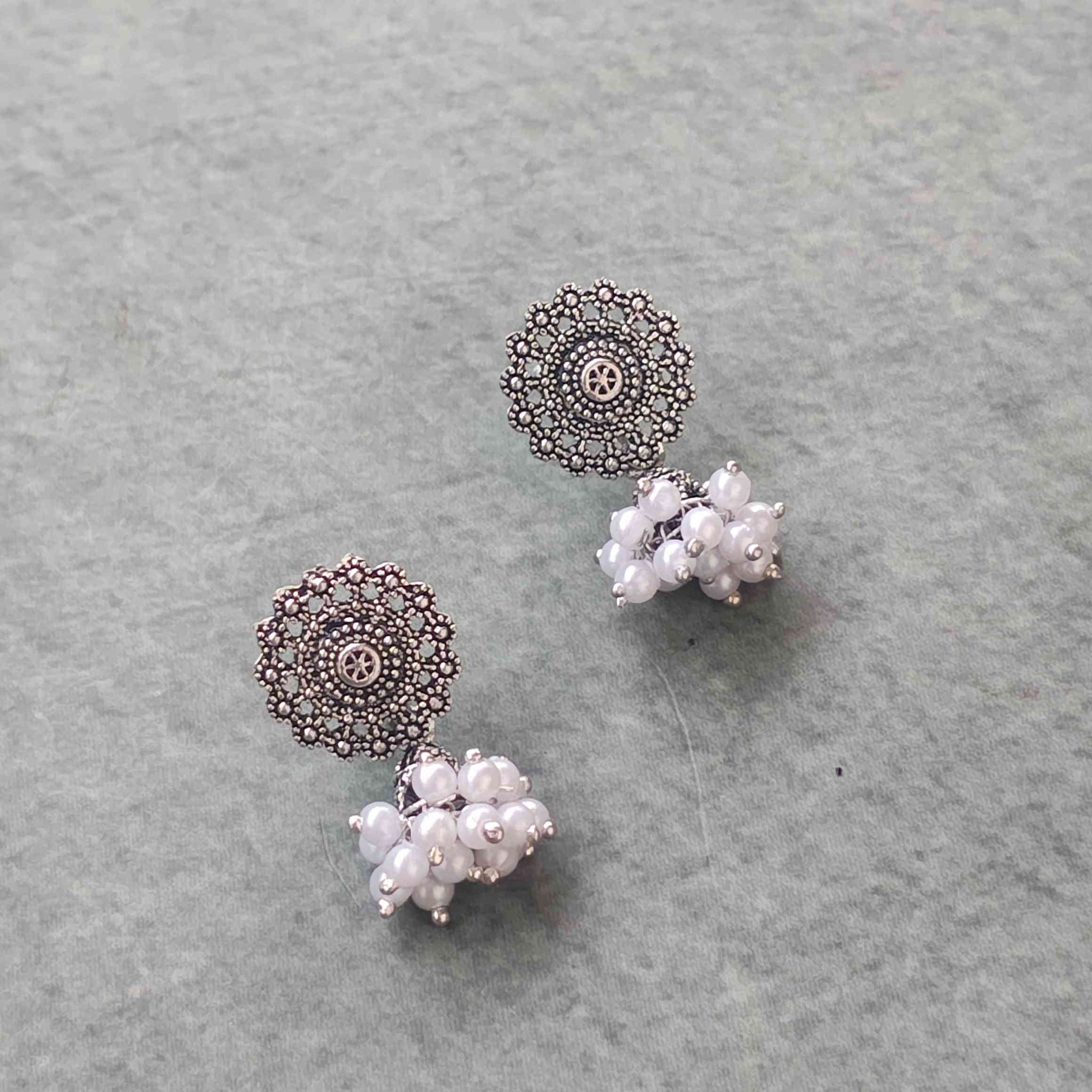 ANVI PEARL SILVER OXIDIZED STUD JHUMKI EARRINGS