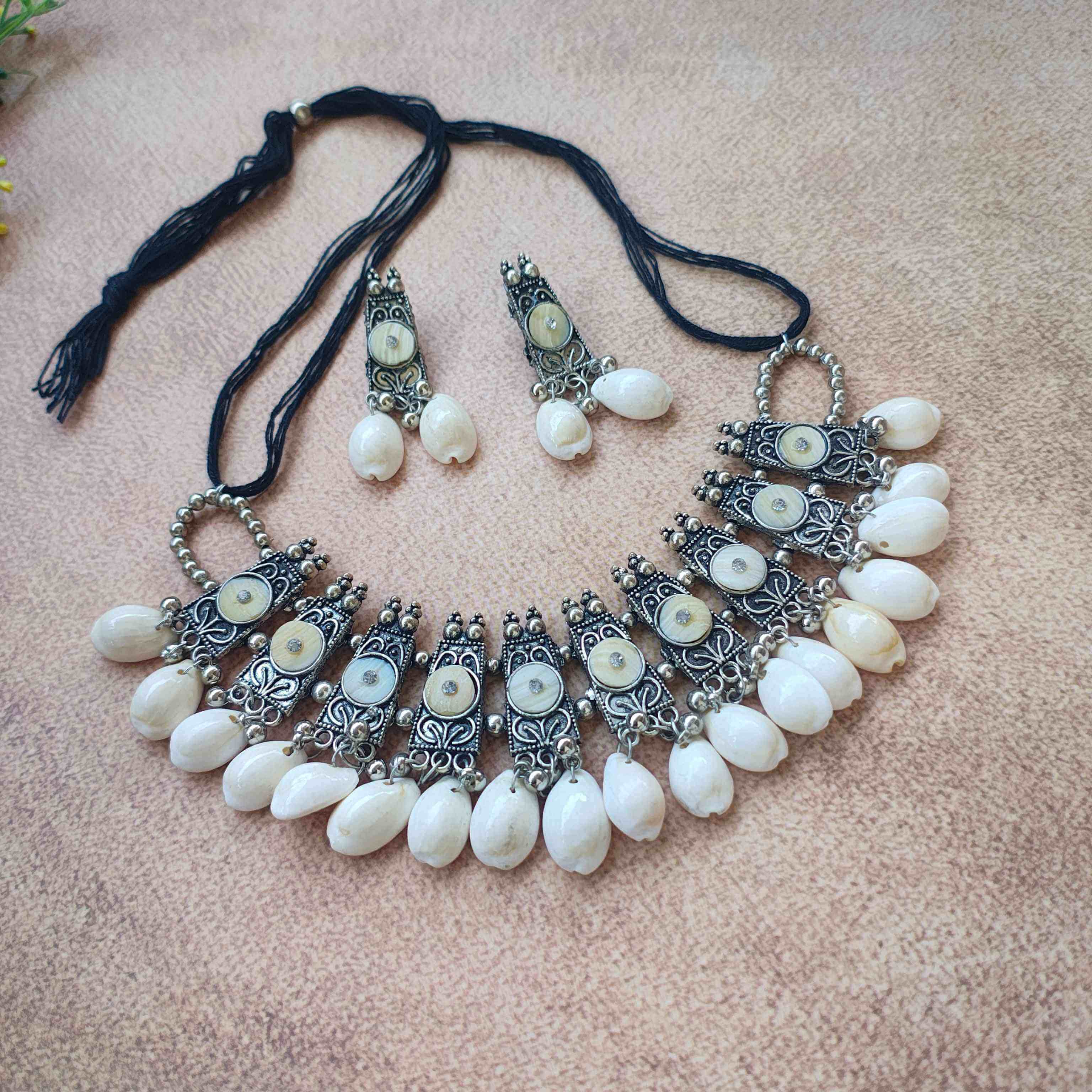 Aadhya Kaudi Silver Oxidized Choker Set