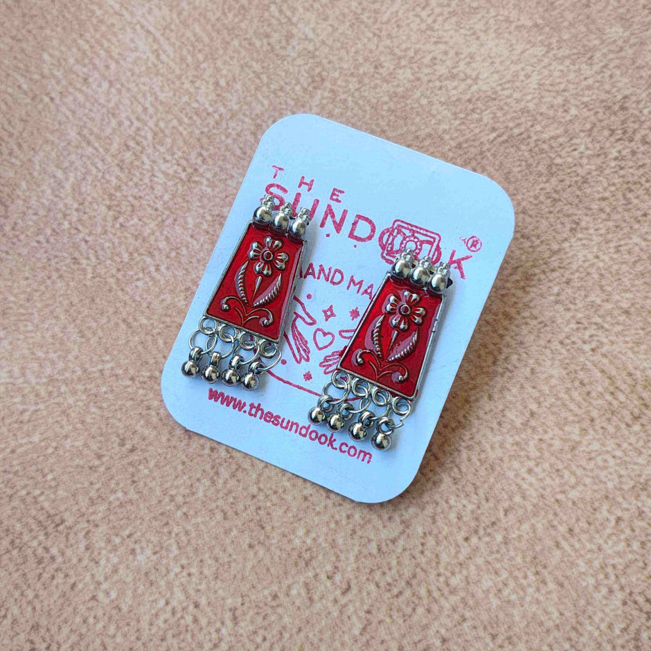 Ishita Kaudi & Gungroo Silver Oxidized Hasli Set - Multicolour