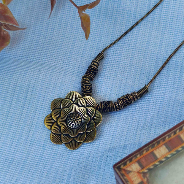 Aditi Gold Oxidized Chain Pendant