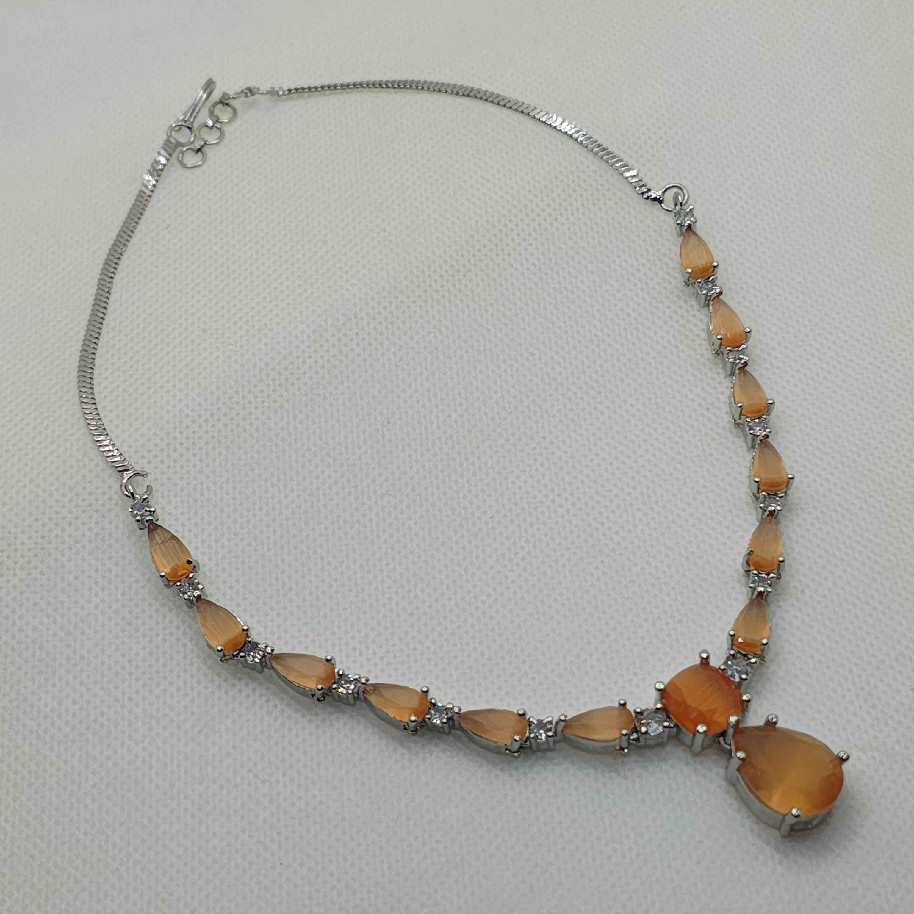Kiara AD Necklace Set - Peach