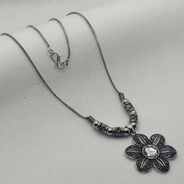 Mehek Silver Oxidized Chain Pendant