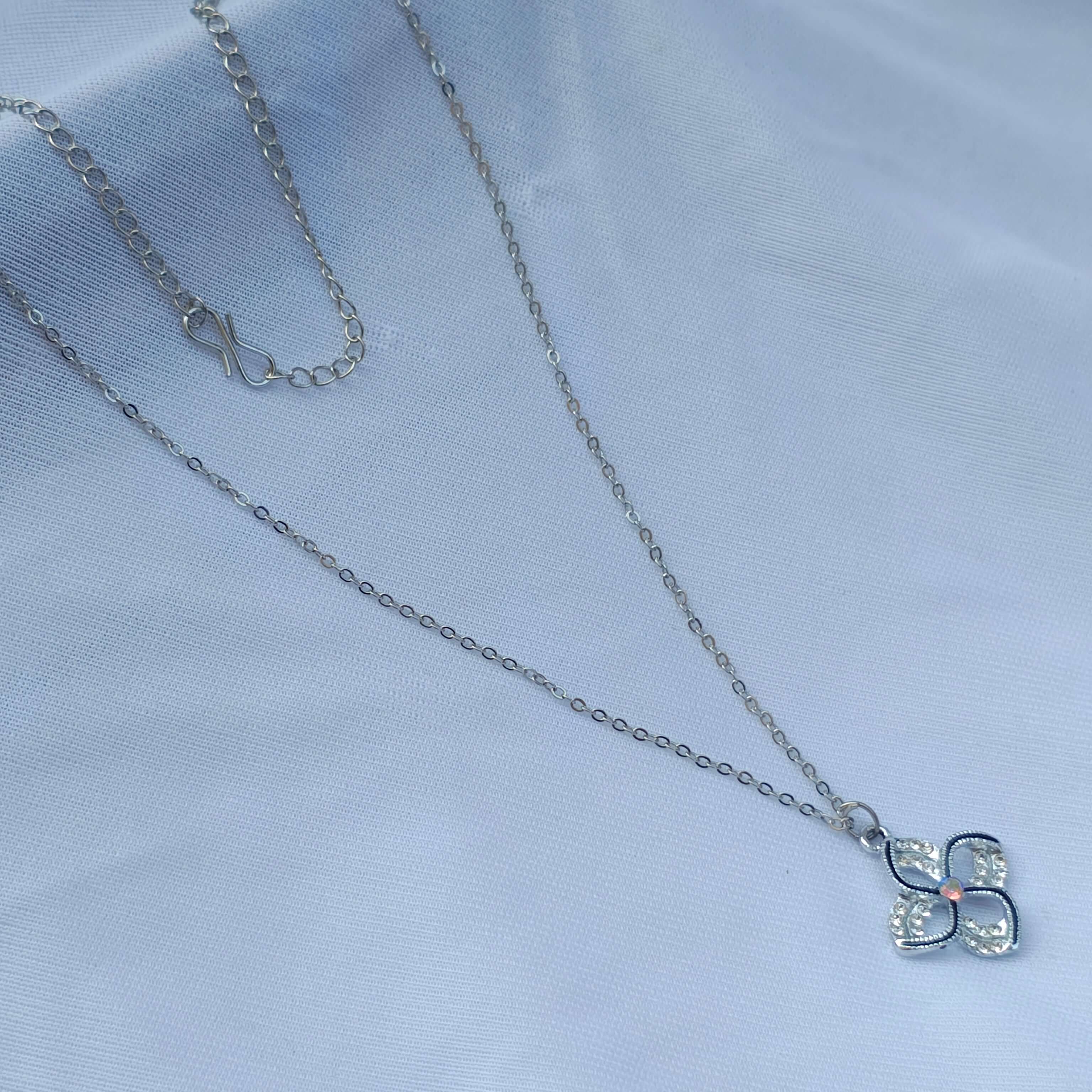 Bela Silver Plated Chain Pendant