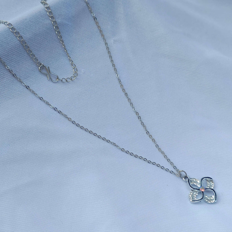 Bela Silver Plated Chain Pendant