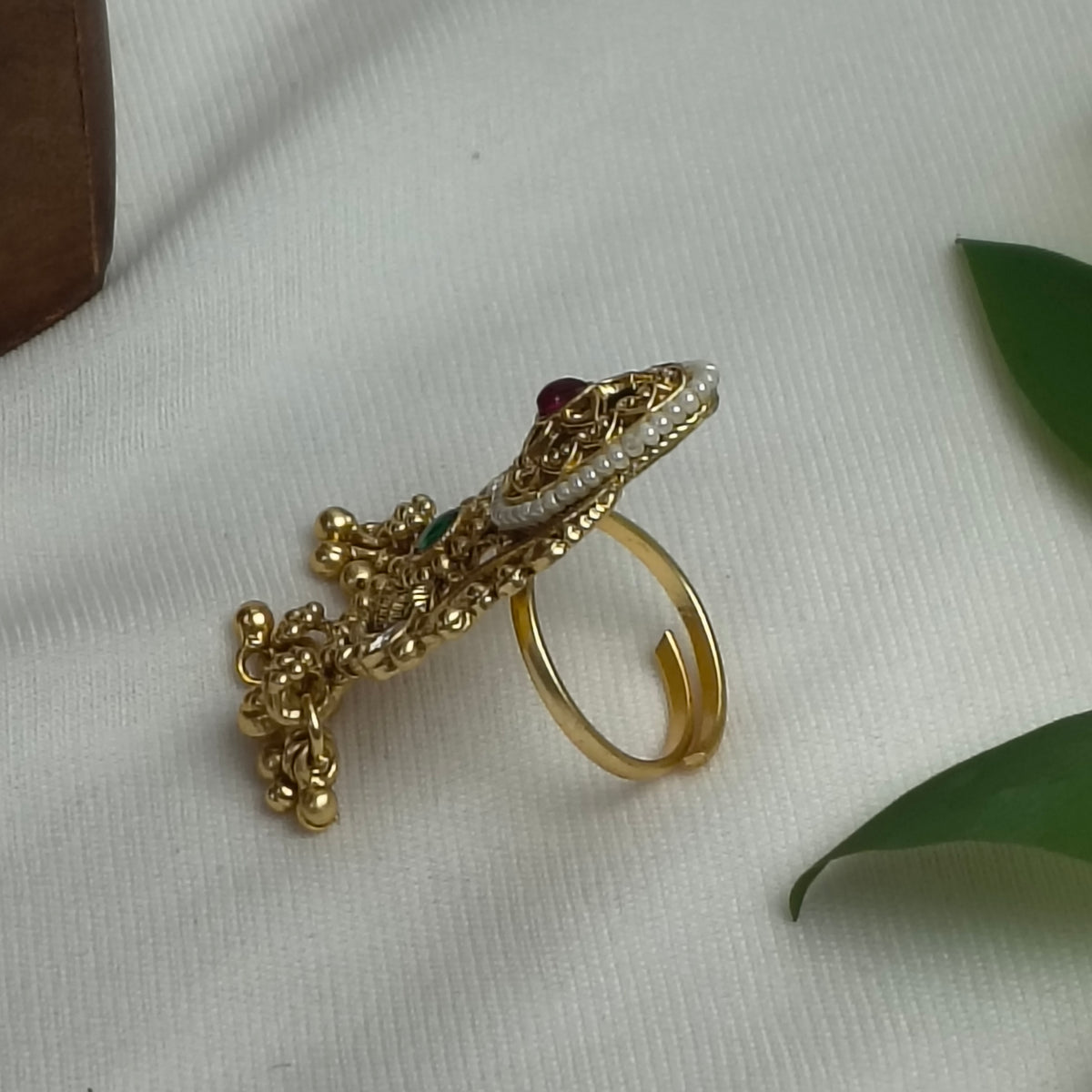 URVI GOLD PLATED HERITAGE RING