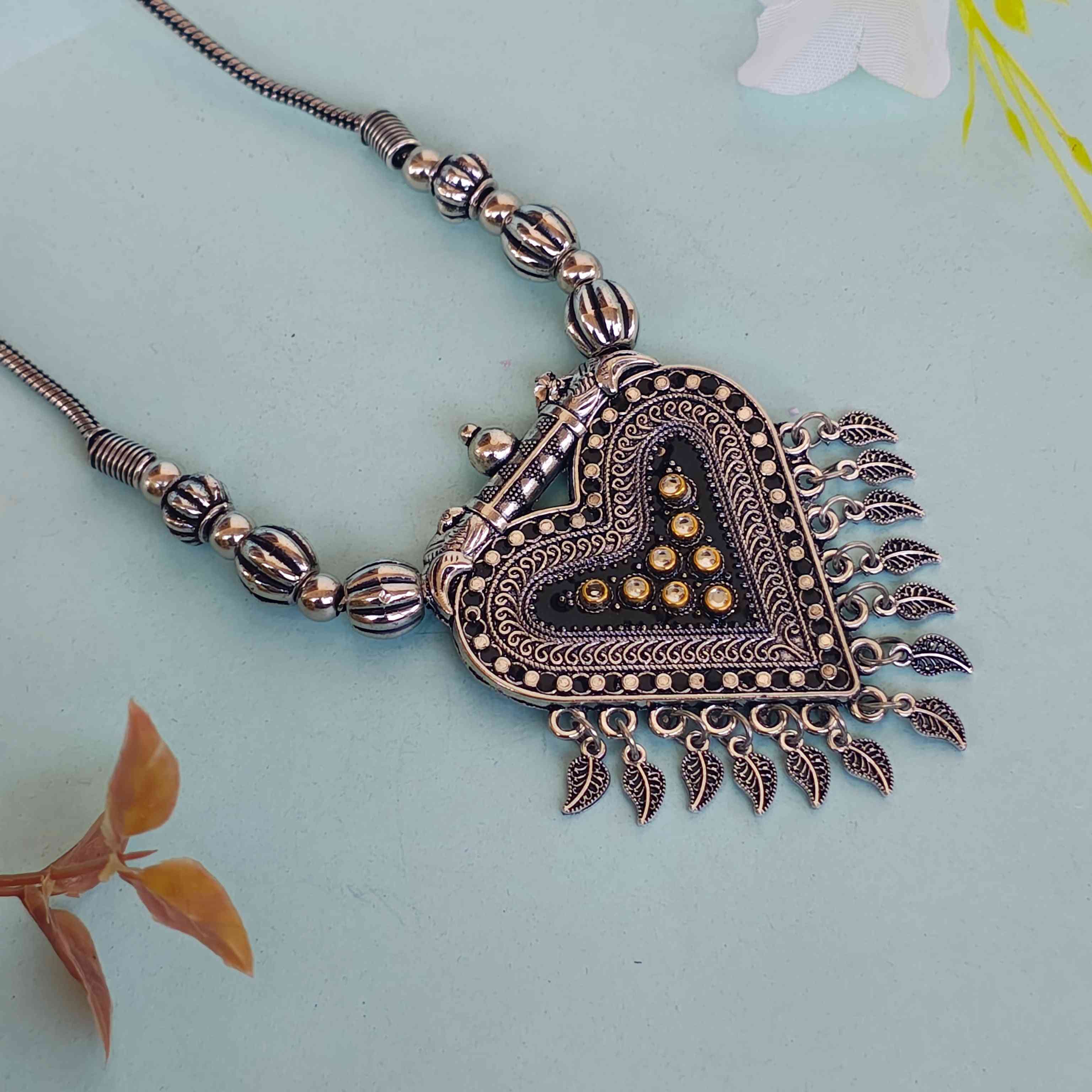 KAVYA SILVER OXIDIZED CHAIN PENDANT
