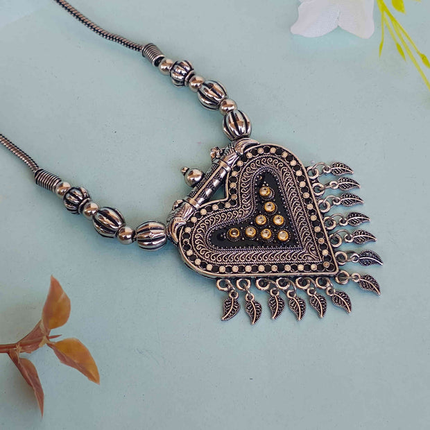 KAVYA SILVER OXIDIZED CHAIN PENDANT