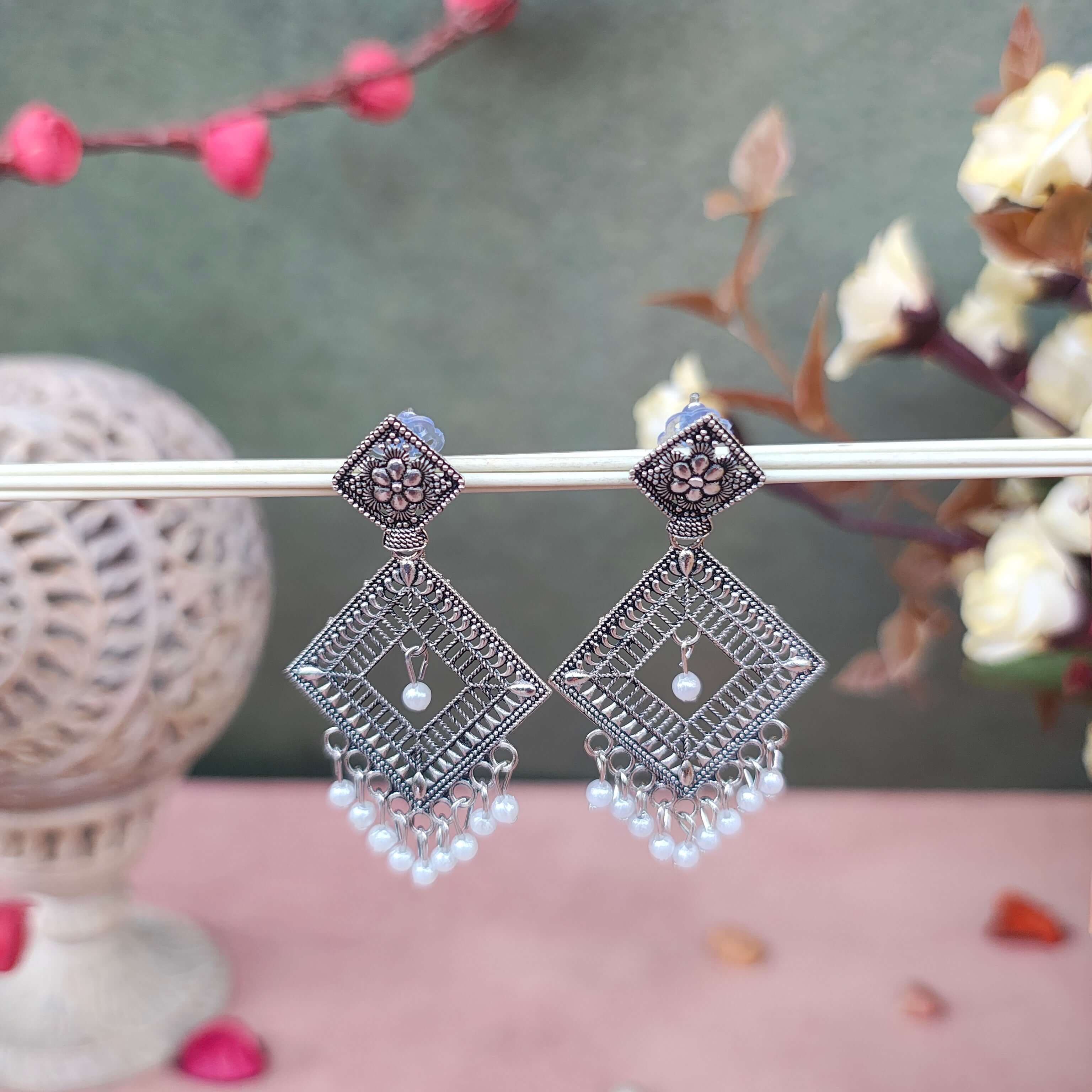 LAVANYA PEARL SILVER OXIDIZED EARRINGS