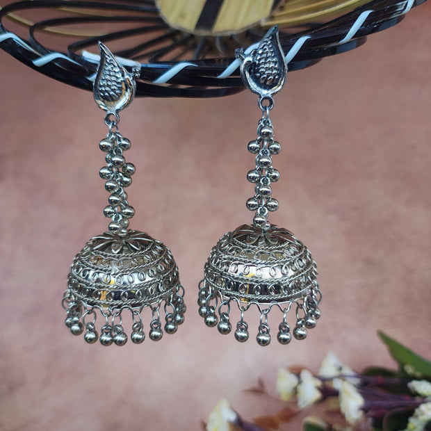 MANNAT SILVER OXIDIZED GHUNGROO JHUMKA EARRINGS