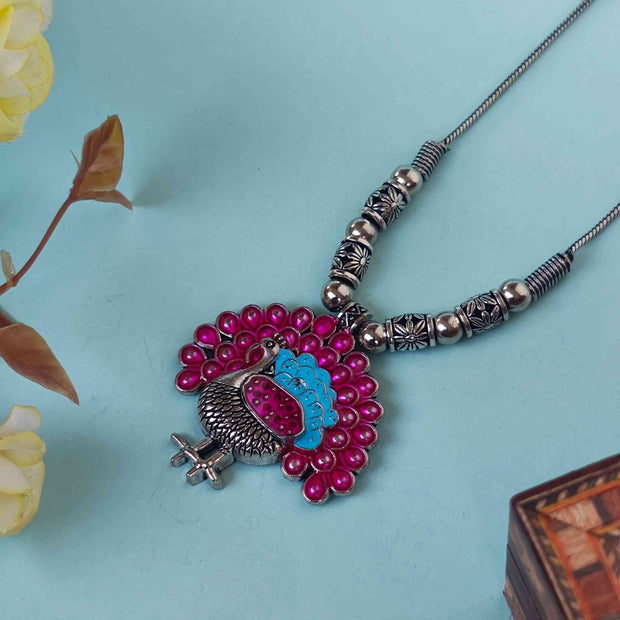 PANKHUDI SILVER OXIDIZED CHAIN PENDANT - PINK