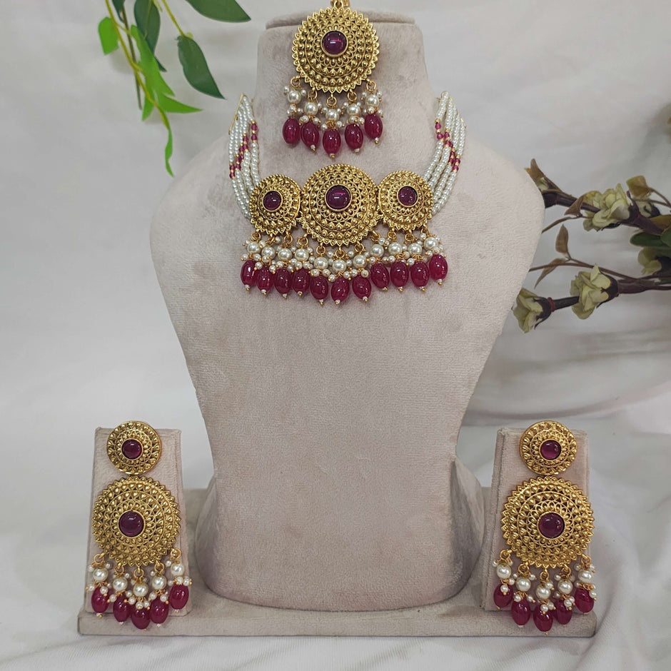 Shravani Traditional Choker With Tikka & Jhumka Earrings - Ruby Red