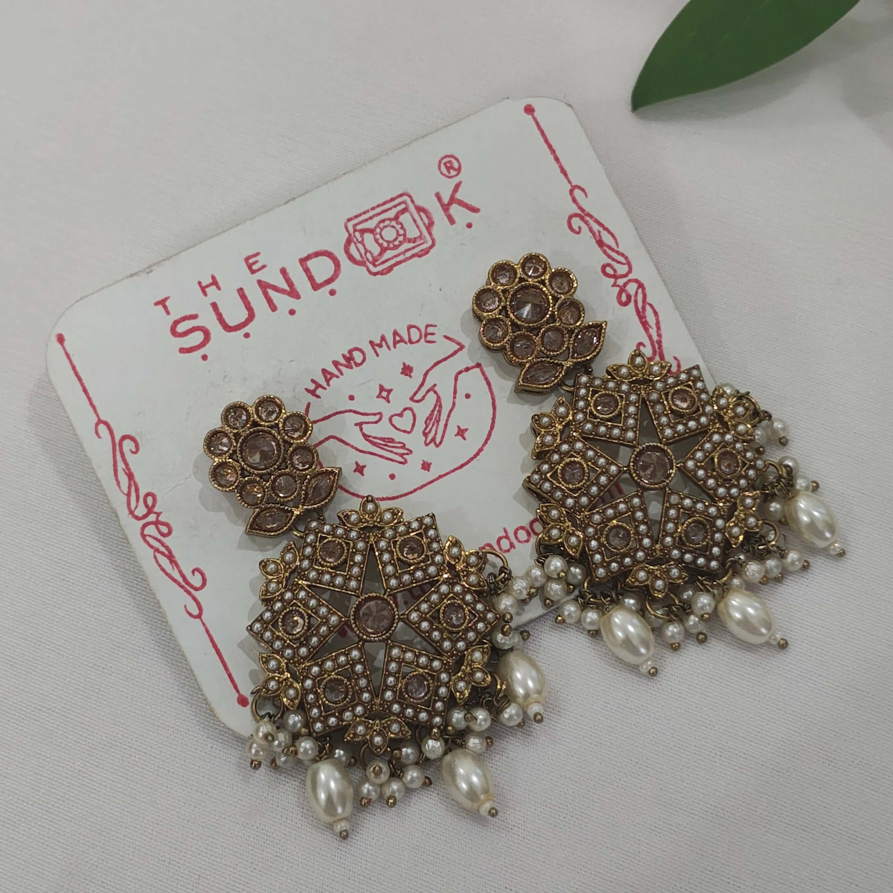 Tapasya Rajwadi Polki Kundan Choker Set