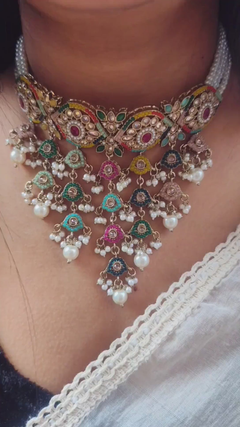 NANDITA PEARL AND POLKI MULTICOLOUR CHOKER SET